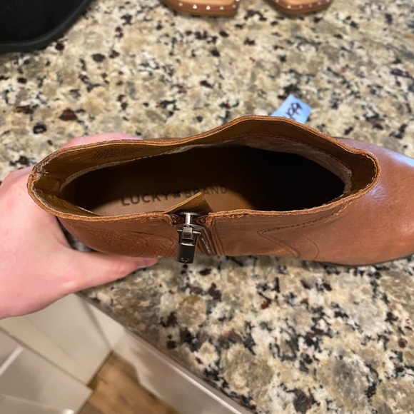 Lucky Brand Brolley ankle boots in a brown color with a leather upper - Picture 8 of 8